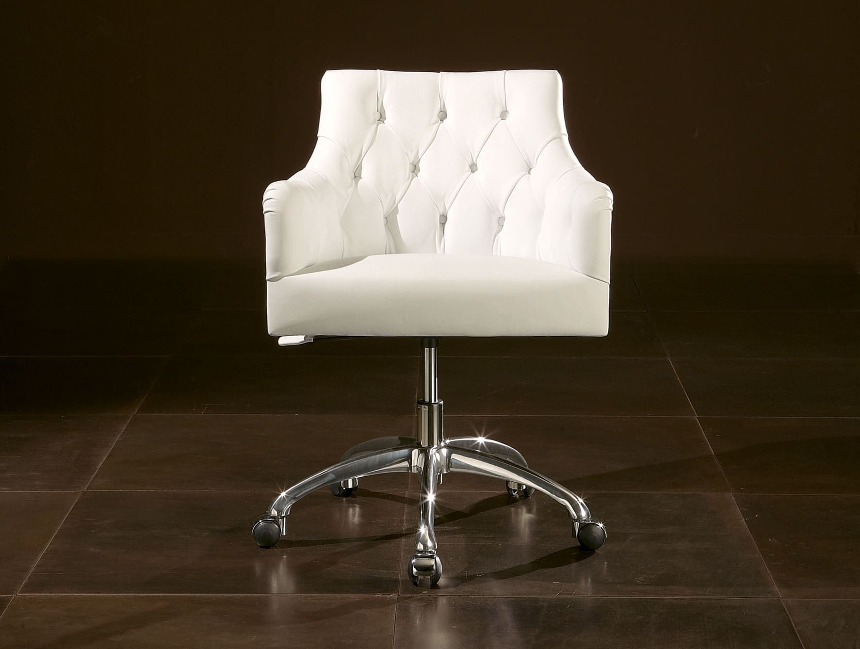 Itaca Office modern luxury swivel chair with white leather