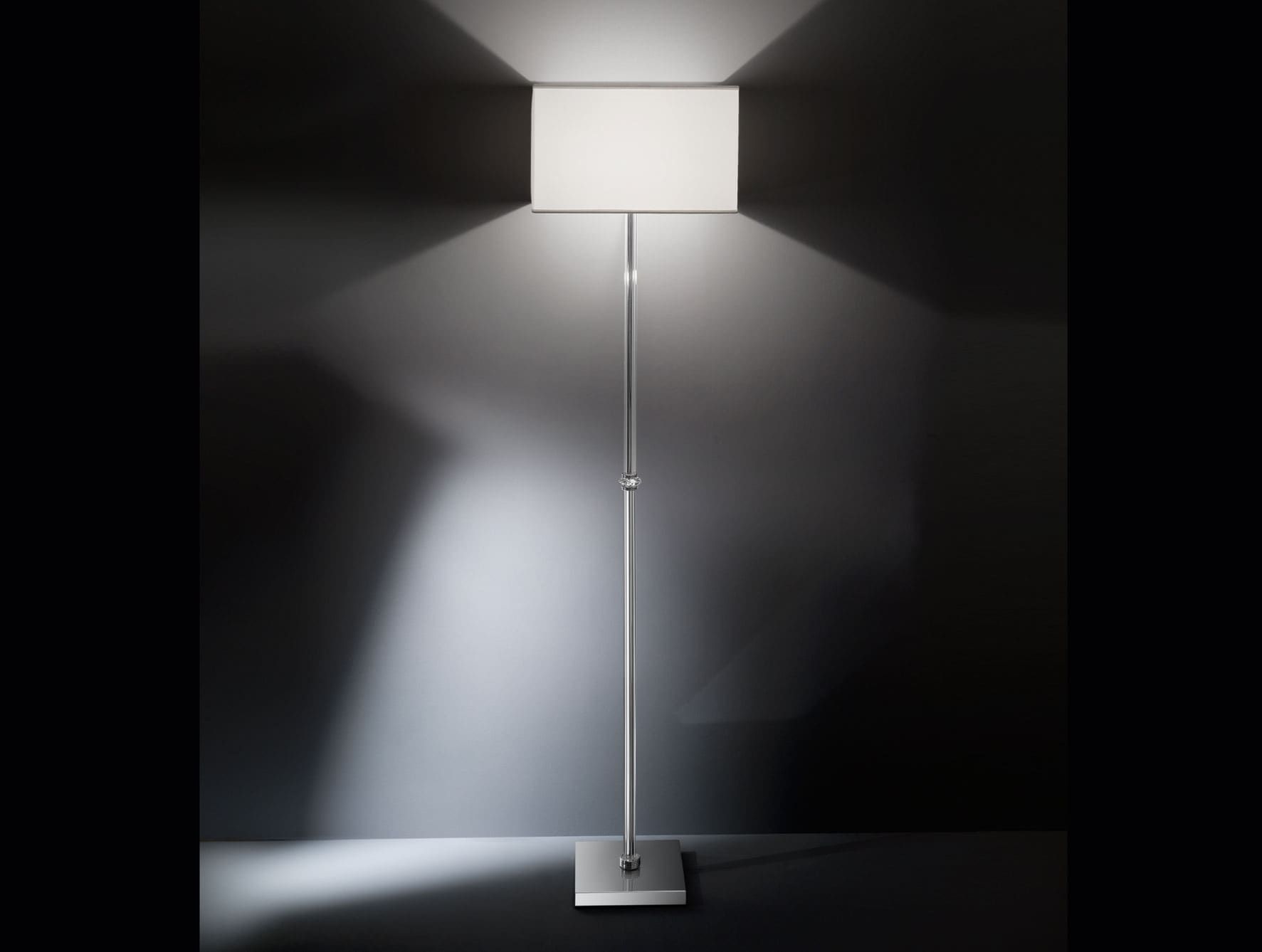 353 modern Italian floor lamp with silver metal