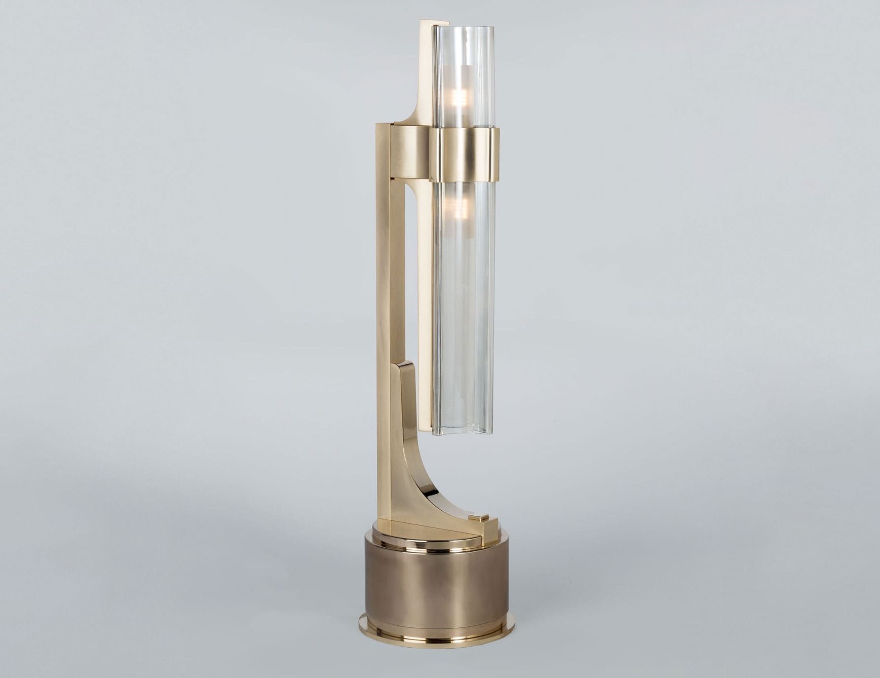 Eterea modern Italian table lamp with transparent glass