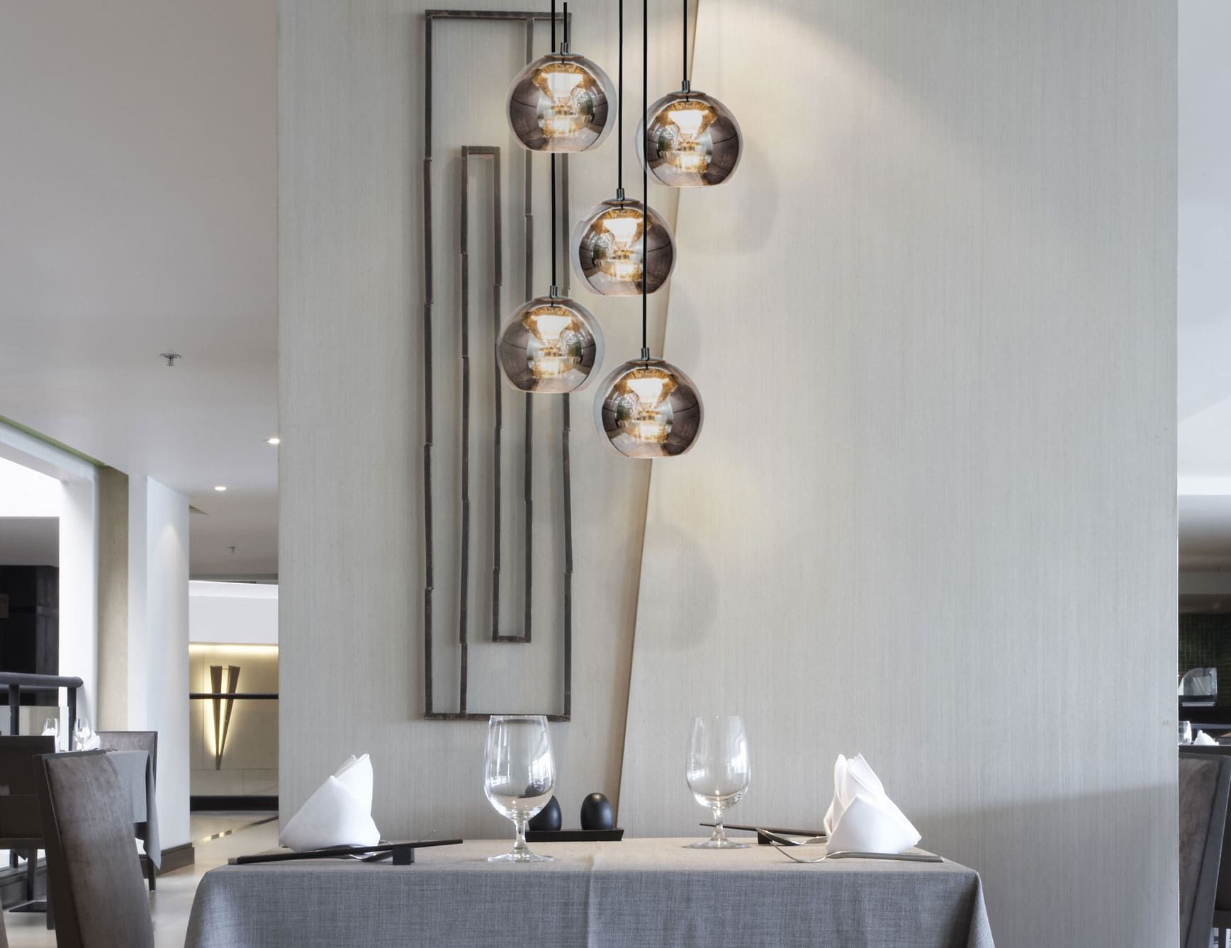 Kubric contemporary Italian hanging light with chrome metal
