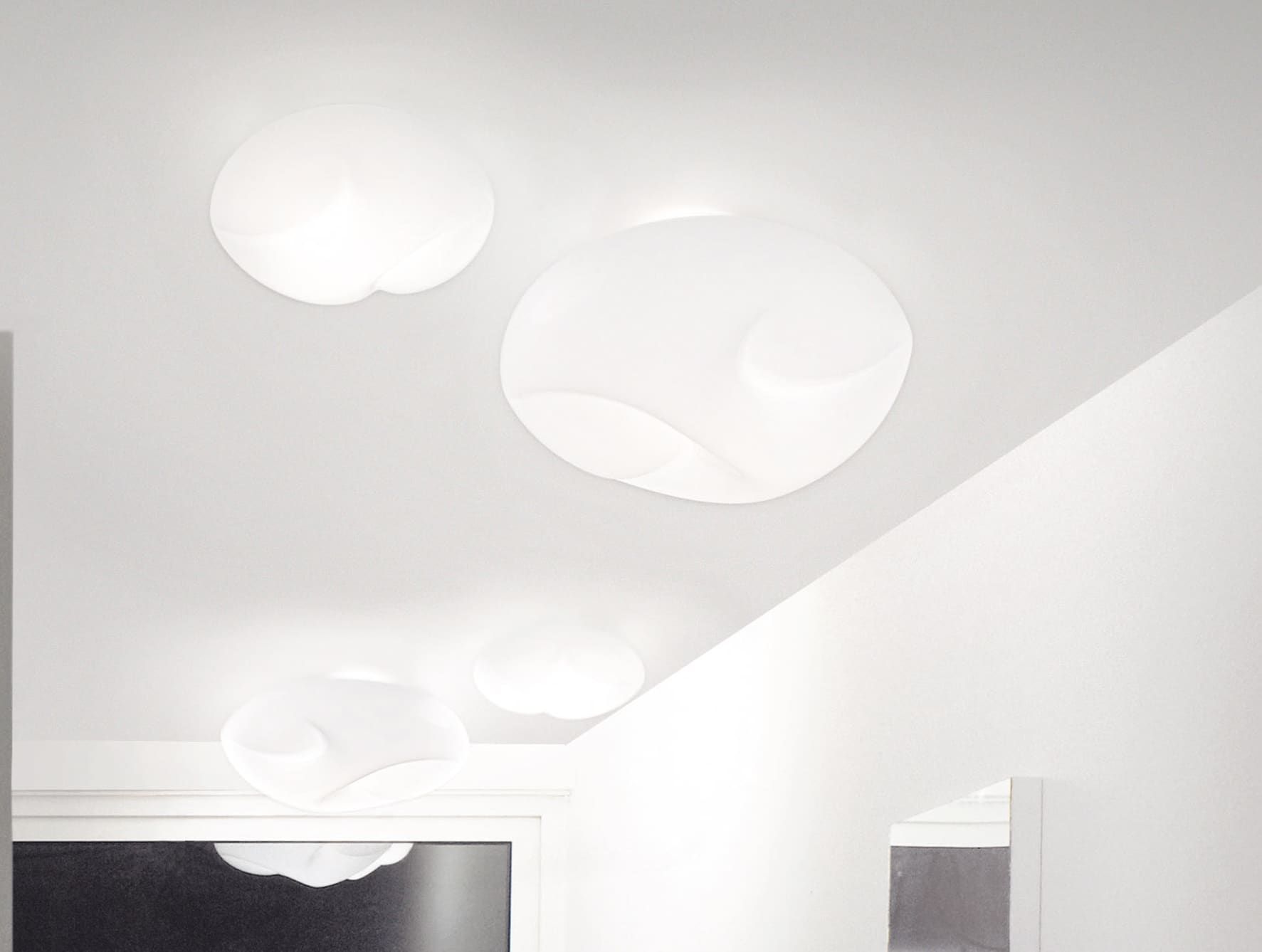 Munega modern luxury ceiling light with white glass