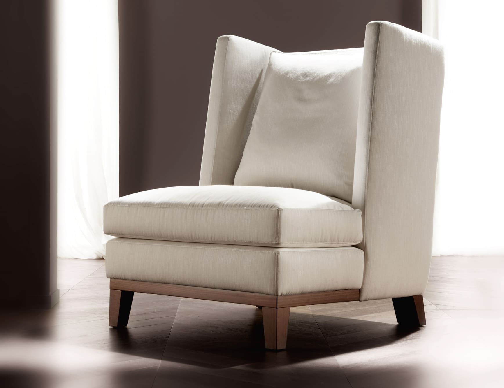 Sempre Lounge Chair modern Italian sofa chair with white fabric