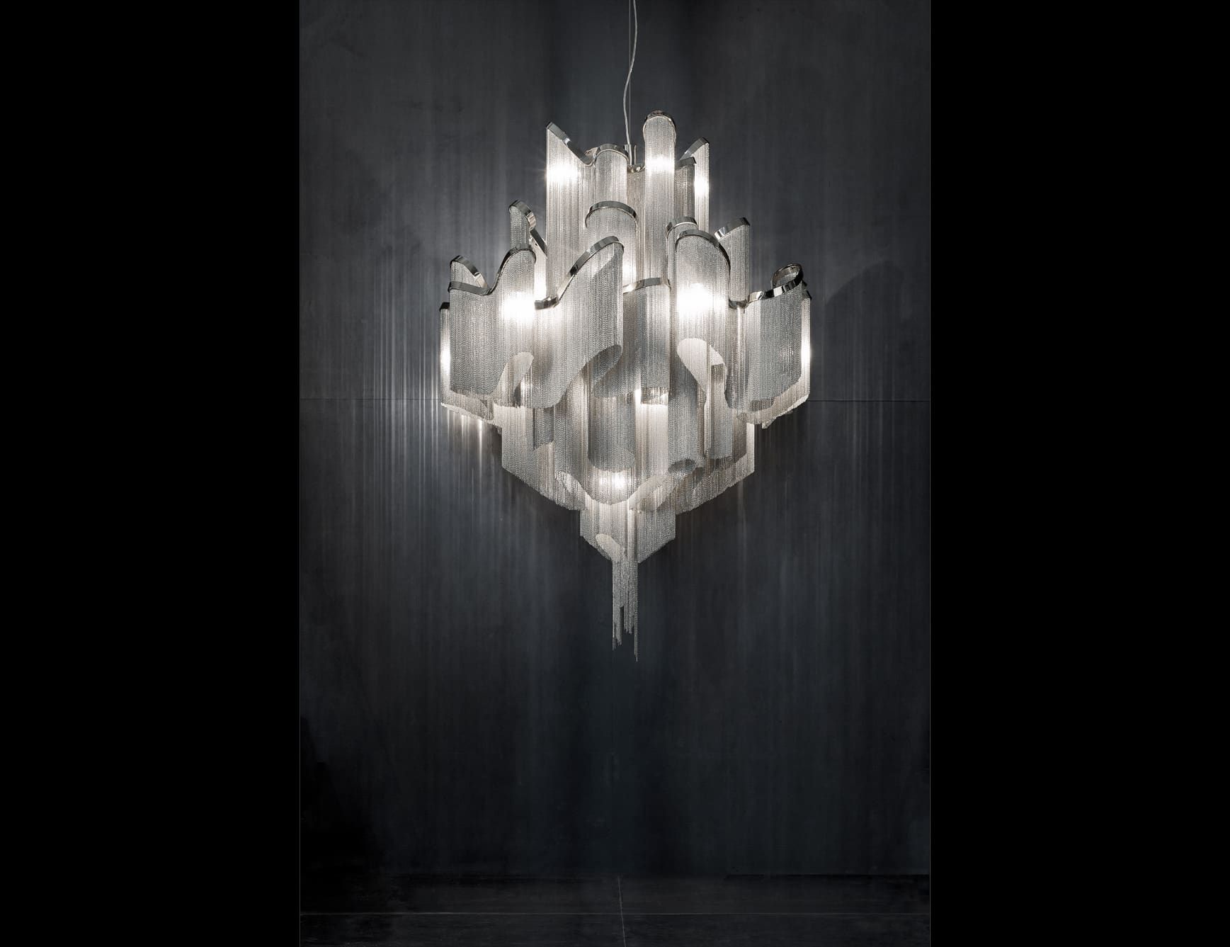 Stream contemporary Italian hanging light with silver metal