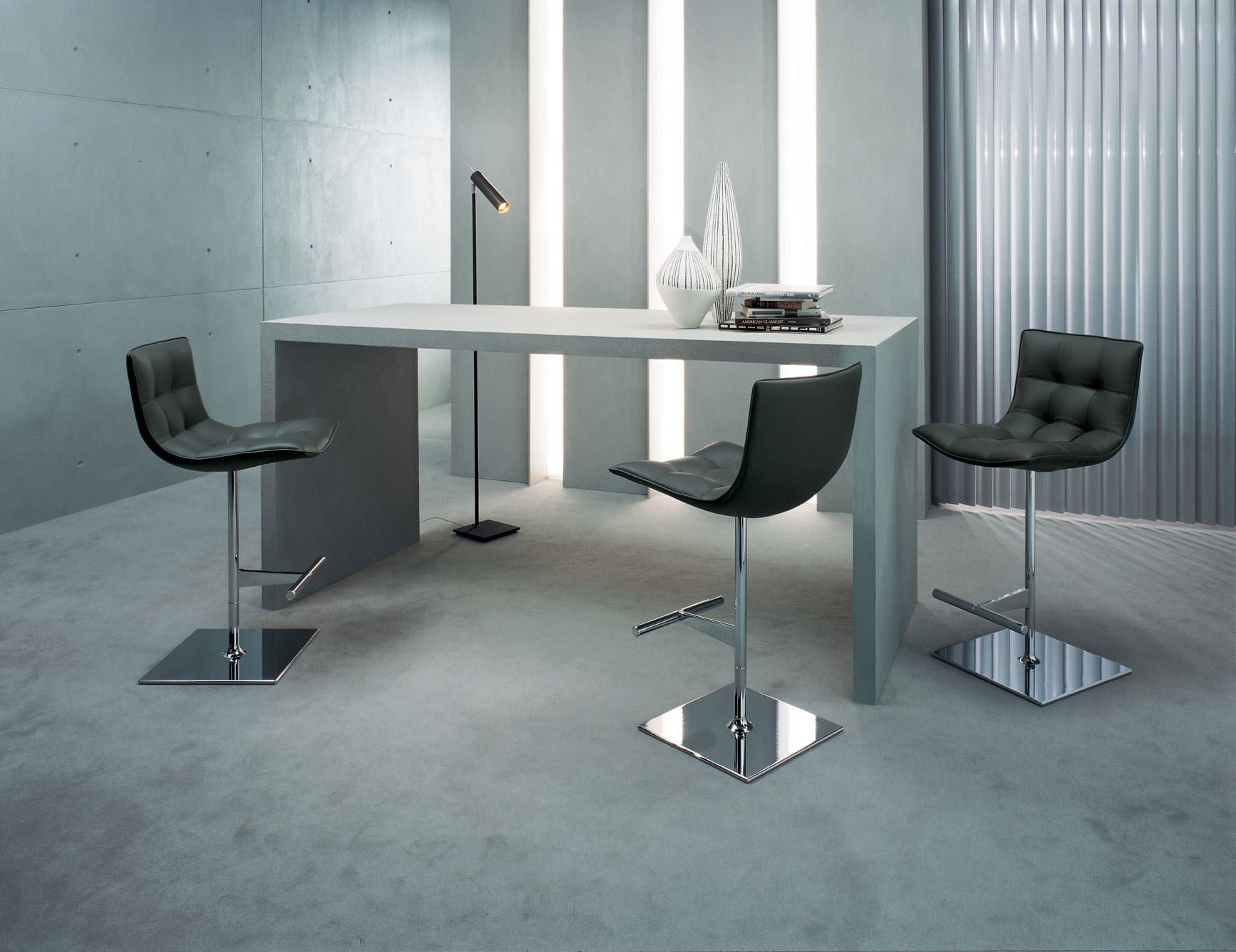 Turkana contemporary Italian office chair with black leather