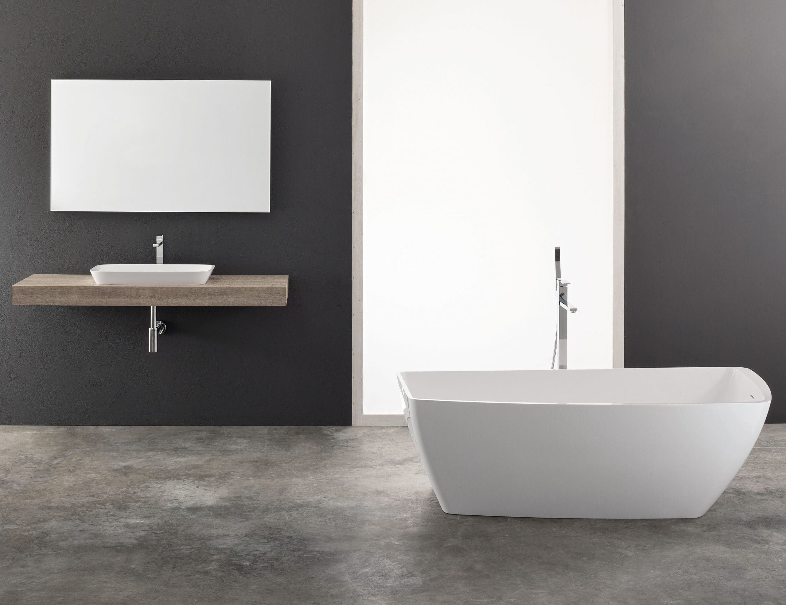 Yole modern luxury bathtub with white resin